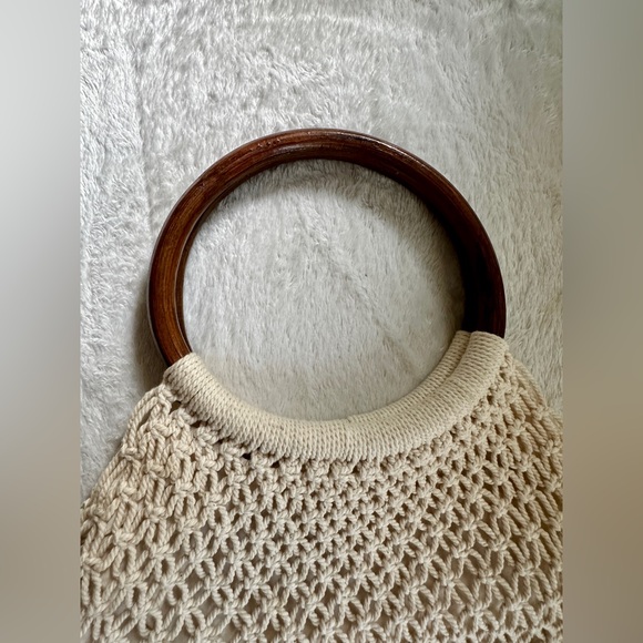 Macrame Crochet Handbag Woven Purse Wood Ring Handles Fringe Boho Bag NEW - Picture 7 of 16
